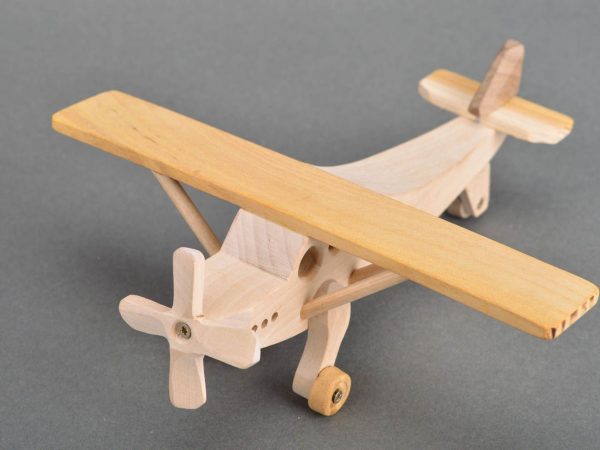 Selecting Wooden Toys For Your Children
