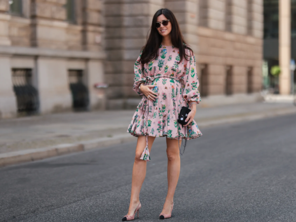 Where to Find the Best Maternity Gowns for Sale