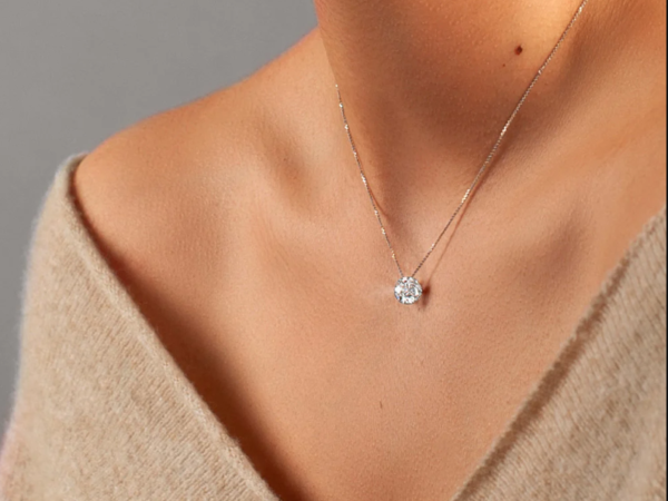 5 Tips for Caring and Maintaining Your Precious Diamond Necklace