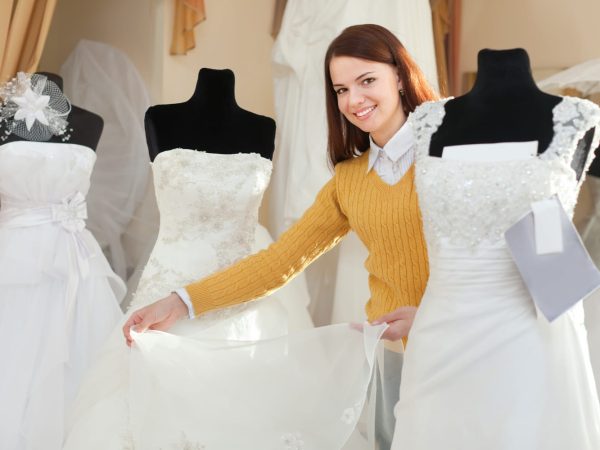Make Your Day Special with Designer Wedding Dresses
